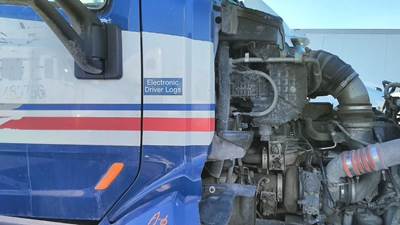 Peterbilt 579 Right Cowl