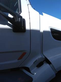 Peterbilt 579 Right Cowl