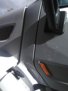 Peterbilt 579 Left Cowl