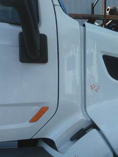 Peterbilt 579 Right Cowl