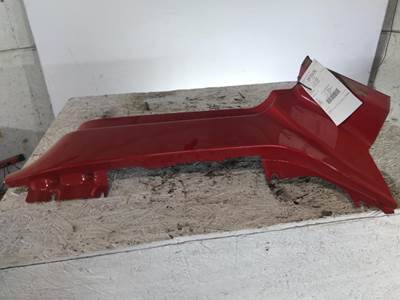 Peterbilt 579 Right Cowl