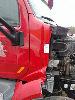 Peterbilt 579 Right Cowl