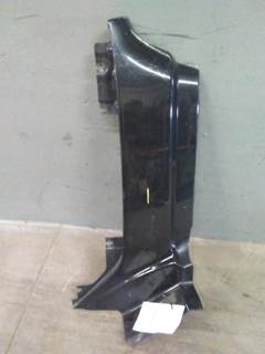 Peterbilt 579 Right Cowl