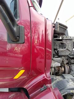 Peterbilt 579 Right Cowl