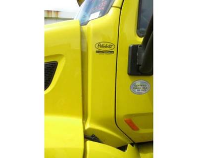 Peterbilt 579 Left Cowl