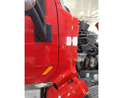 Peterbilt 579 Right Cowl
