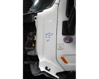 Peterbilt 579 Left Cowl