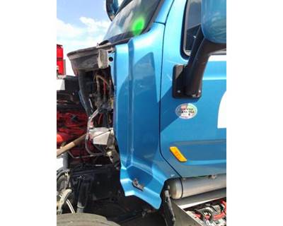 Peterbilt 579 Left Cowl
