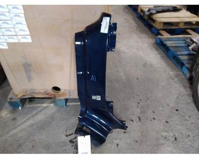 Peterbilt 579 Left Cowl