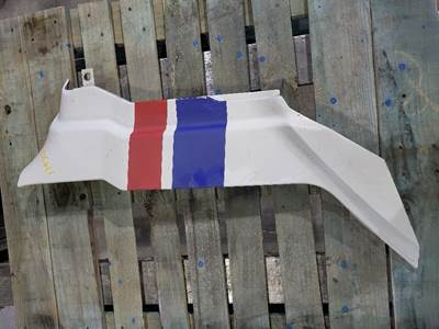 Sterling A9500 Right Cowl