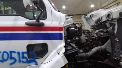 Sterling A9500 Right Cowl