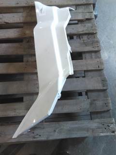 Sterling A9500 Right Cowl