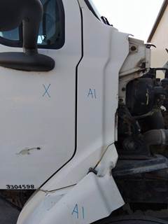 Sterling AT9500 Right Cowl