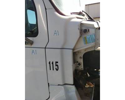 Sterling Acterra 5500 Right Cowl