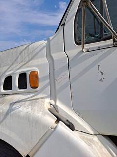 Sterling L9500 Left Cowl