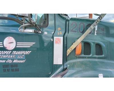 Sterling LT9500 Right Cowl