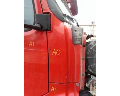 Volvo VN Right Cowl