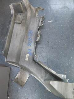 Volvo VNL Right Cowl