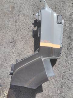 Volvo VNL Right Cowl