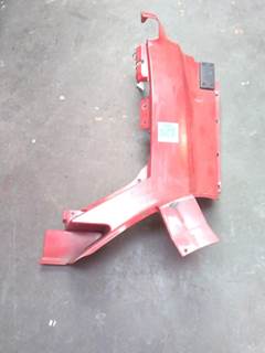 Volvo VNL Right Cowl