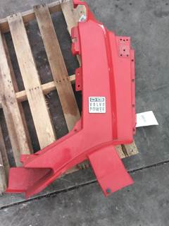 Volvo VNL Right Cowl