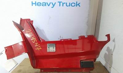 Volvo VNL Right Cowl