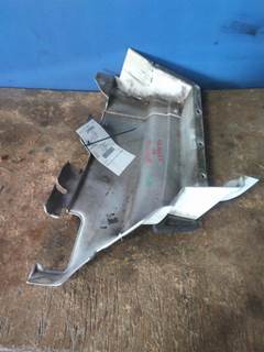 Volvo VNL Right Cowl