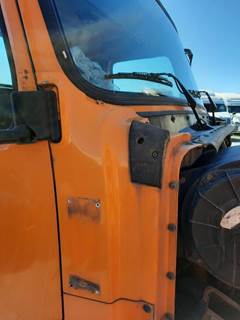 Volvo VNM Right Cowl
