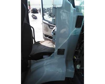 Volvo VNM Right Cowl
