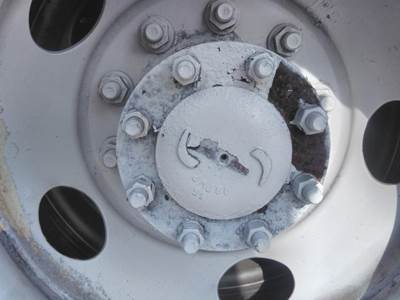 Alliance R175-4NR614 Cutoff for a Freightliner Manufacture FH32 - 4 " LATE SPRING