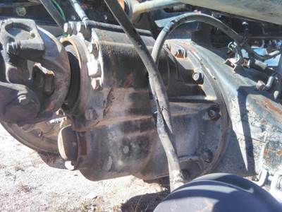 Eaton-Spicer D46170R557 Cutoff for a Hendrickson 320