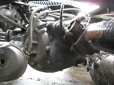 Eaton-Spicer DS402R411 Cutoff for a Freightliner FAS II AIRLINER LATE TANDEM