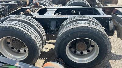 Eaton-Spicer DS404R336 Cutoff for a Peterbilt LOW AIR LEAF