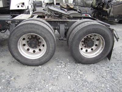 Eaton-Spicer DS404R355 Cutoff for a Freightliner FAS II AIRLINER LATE TANDEM