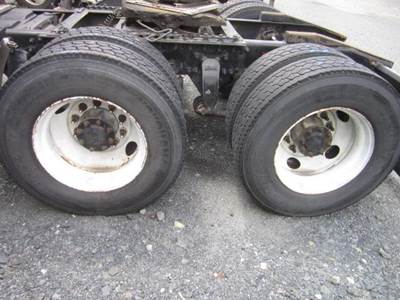 Eaton-Spicer DS404R355 Cutoff for a Freightliner FAS II AIRLINER LATE TANDEM