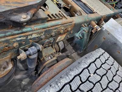 Eaton-Spicer DS404RTBD Cutoff for a Freightliner FAS AIRLINER EARLY TANDEM