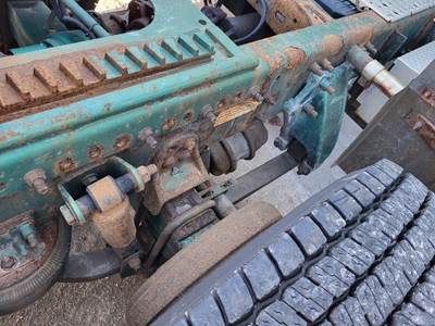 Eaton-Spicer DS404RTBD Cutoff for a Freightliner FAS AIRLINER EARLY TANDEM