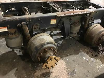 Meritor-Rockwell MD2014XR355 Cutoff for a Freightliner FAS II AIRLINER LATE TANDEM