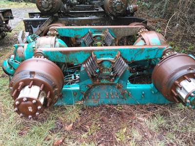 Hendrickson HAULMAAX 460 Cutoff