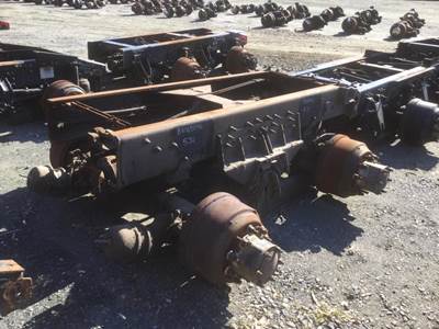 Mack CRD92R532 Cutoff for a Mack MRU613