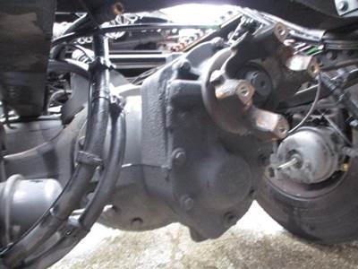 Meritor-Rockwell MD2014XR247 Cutoff for a Volvo Manufacturer CORPORATE AIR TANDEM