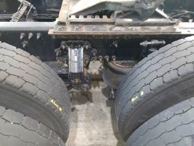 Meritor-Rockwell MD2014XR285 Cutoff for a Volvo Manufacturer AIR LEAF