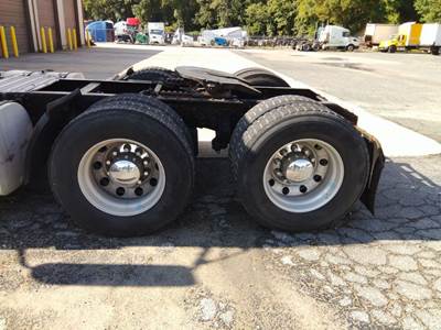 Meritor-Rockwell MD2014XR336 Cutoff for a Volvo Manufacturer CORPORATE AIR TANDEM