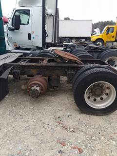 Meritor-Rockwell MD2014XR358 Cutoff for a Volvo Manufacturer CORPORATE AIR TANDEM