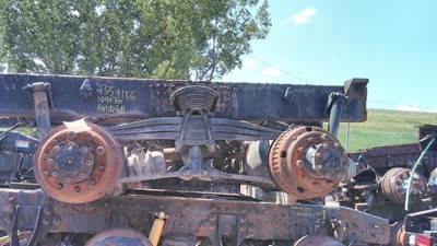 Meritor-Rockwell MD2014XR614 Cutoff for a Freightliner TUFTRAC