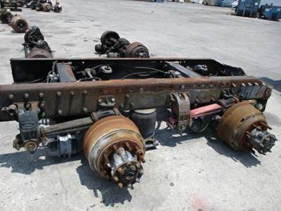 Meritor-Rockwell RD20145R342 Cutoff for a Peterbilt LOW AIR LEAF