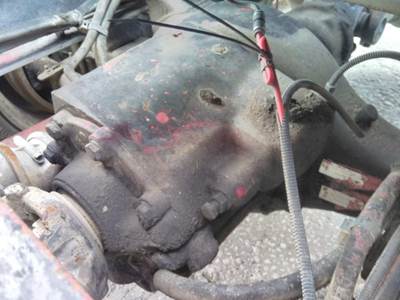 Meritor-Rockwell RD20145R358 Cutoff for a Freightliner FAS II AIRLINER LATE TANDEM