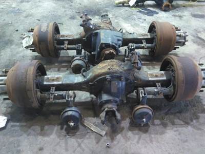 Meritor-Rockwell RD20145R358 Cutoff for a Freightliner FAS II AIRLINER LATE TANDEM