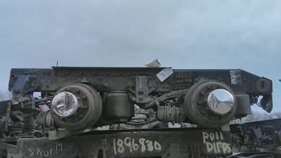 Meritor-Rockwell RD20145RTBD Cutoff for a Peterbilt AIR LEAF