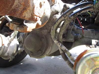 Meritor-Rockwell RDL20145R358 Cutoff for a Freightliner FAS II AIRLINER LATE TANDEM